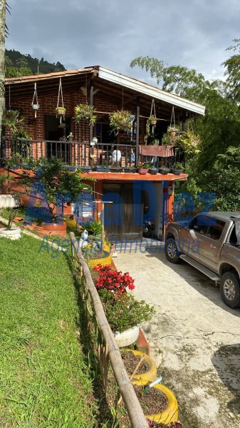 Casa-Finca en Ambos en San Antonio De Prado